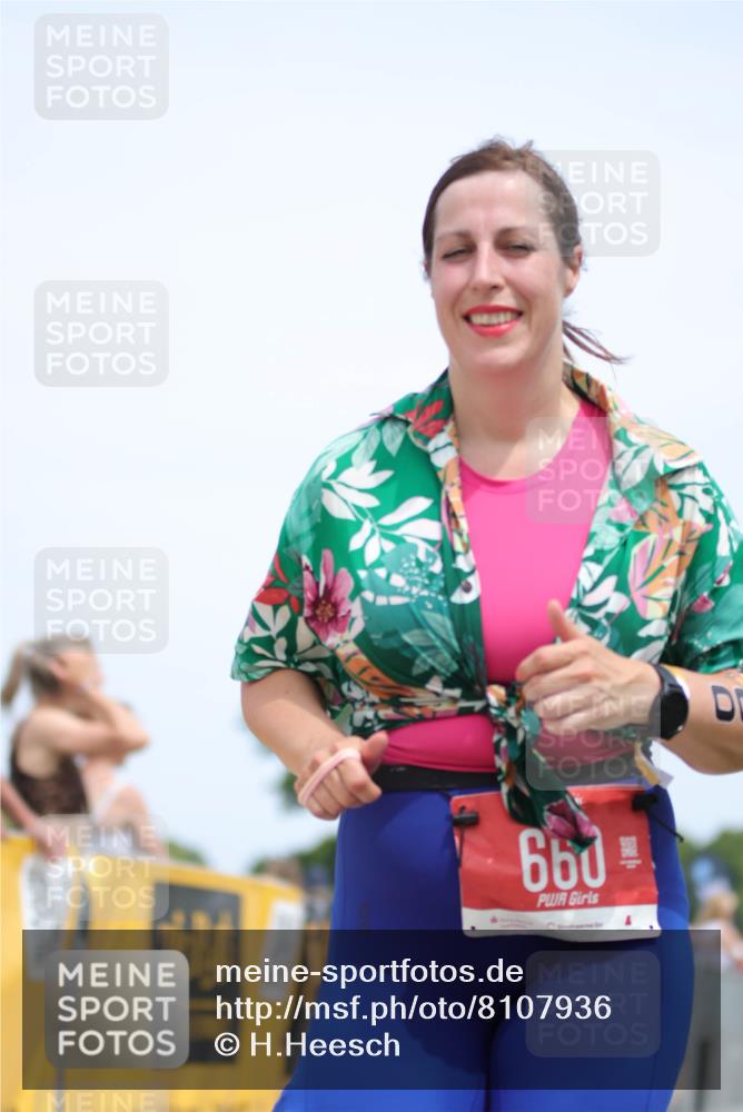 22.06.2025 - Viking Triathlon H.Heesch http://msf.ph/oto/8107936 22.06.2025 14:23:59 Laufen 109, 254, 660 meine-sportfotos.de