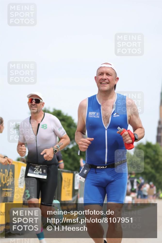 22.06.2025 - Viking Triathlon H.Heesch http://msf.ph/oto/8107951 22.06.2025 14:24:03 Laufen 109, 254, 398 meine-sportfotos.de