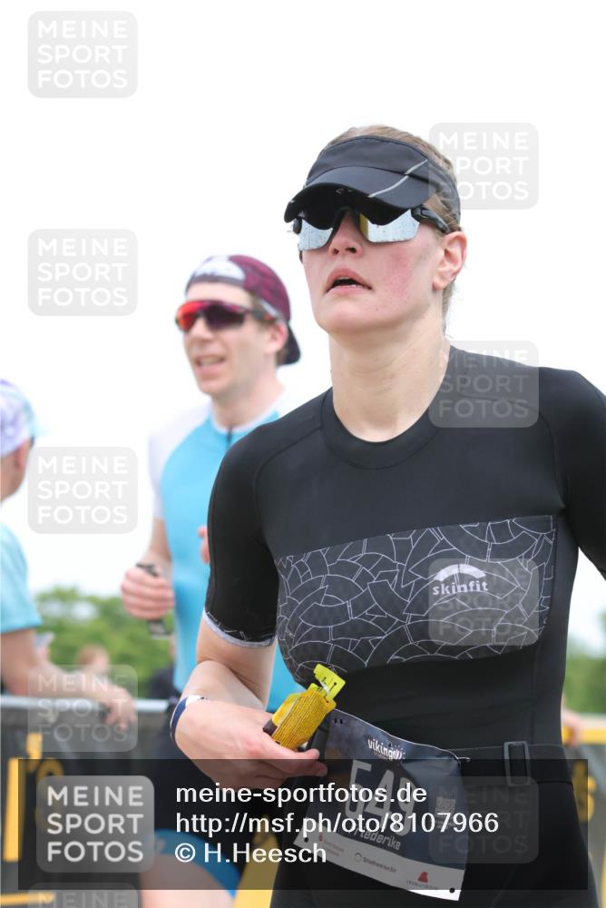 22.06.2025 - Viking Triathlon H.Heesch http://msf.ph/oto/8107966 22.06.2025 14:32:28 Laufen 390, 549 meine-sportfotos.de