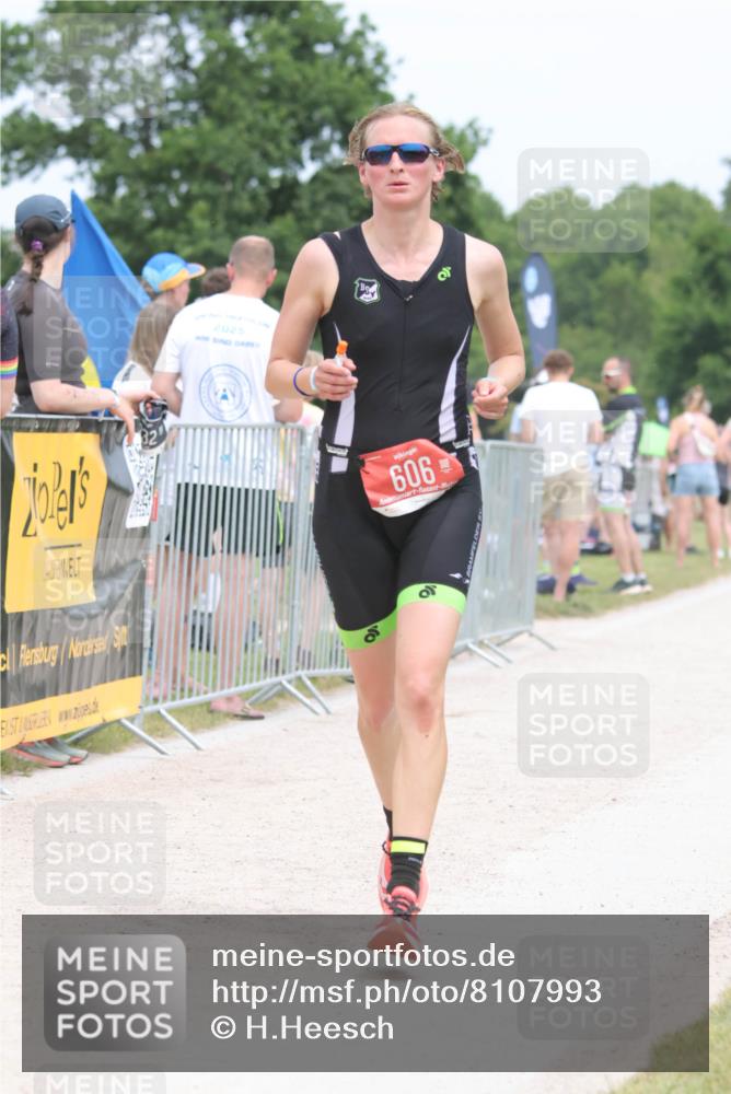 22.06.2025 - Viking Triathlon H.Heesch http://msf.ph/oto/8107993 22.06.2025 14:42:33 Laufen 163, 606 meine-sportfotos.de