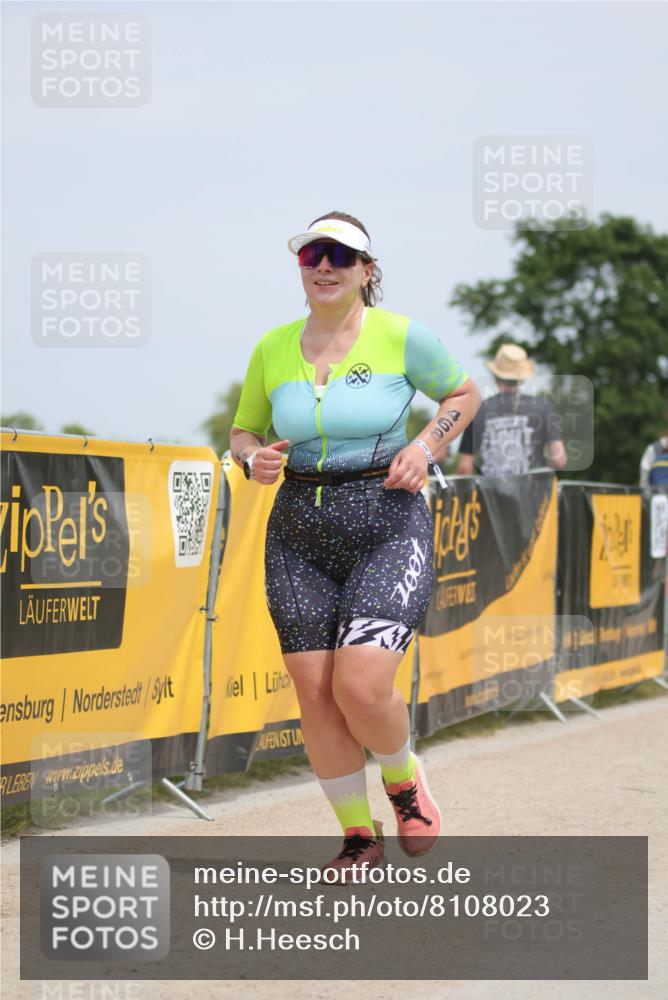 22.06.2025 - Viking Triathlon H.Heesch http://msf.ph/oto/8108023 22.06.2025 14:02:32 Laufen 70, 468 meine-sportfotos.de