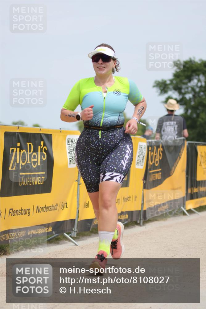 22.06.2025 - Viking Triathlon H.Heesch http://msf.ph/oto/8108027 22.06.2025 14:02:33 Laufen 70, 468 meine-sportfotos.de