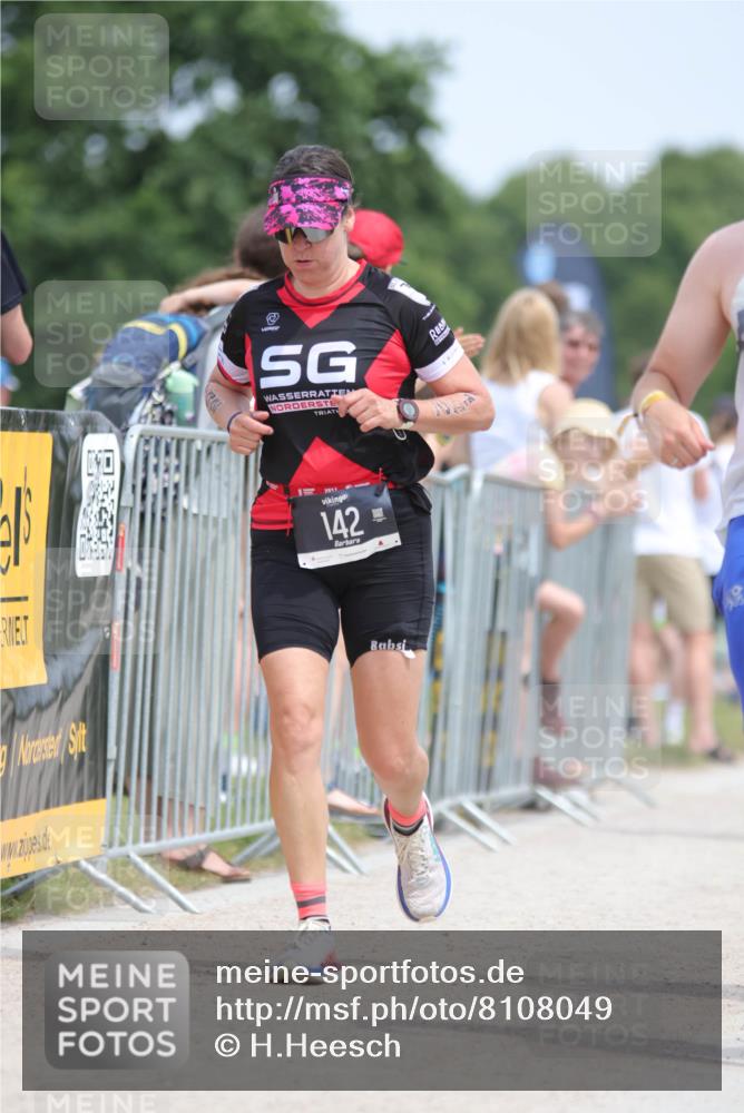 22.06.2025 - Viking Triathlon H.Heesch http://msf.ph/oto/8108049 22.06.2025 14:03:03 Laufen 61, 142, 402, 557, 623 meine-sportfotos.de