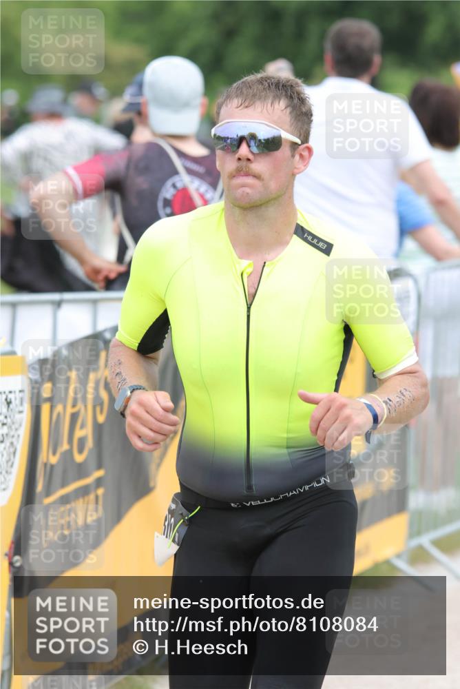 22.06.2025 - Viking Triathlon H.Heesch http://msf.ph/oto/8108084 22.06.2025 14:33:10 Laufen 312 meine-sportfotos.de