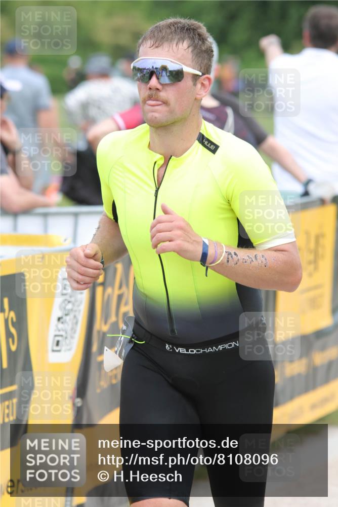 22.06.2025 - Viking Triathlon H.Heesch http://msf.ph/oto/8108096 22.06.2025 14:33:10 Laufen 312 meine-sportfotos.de