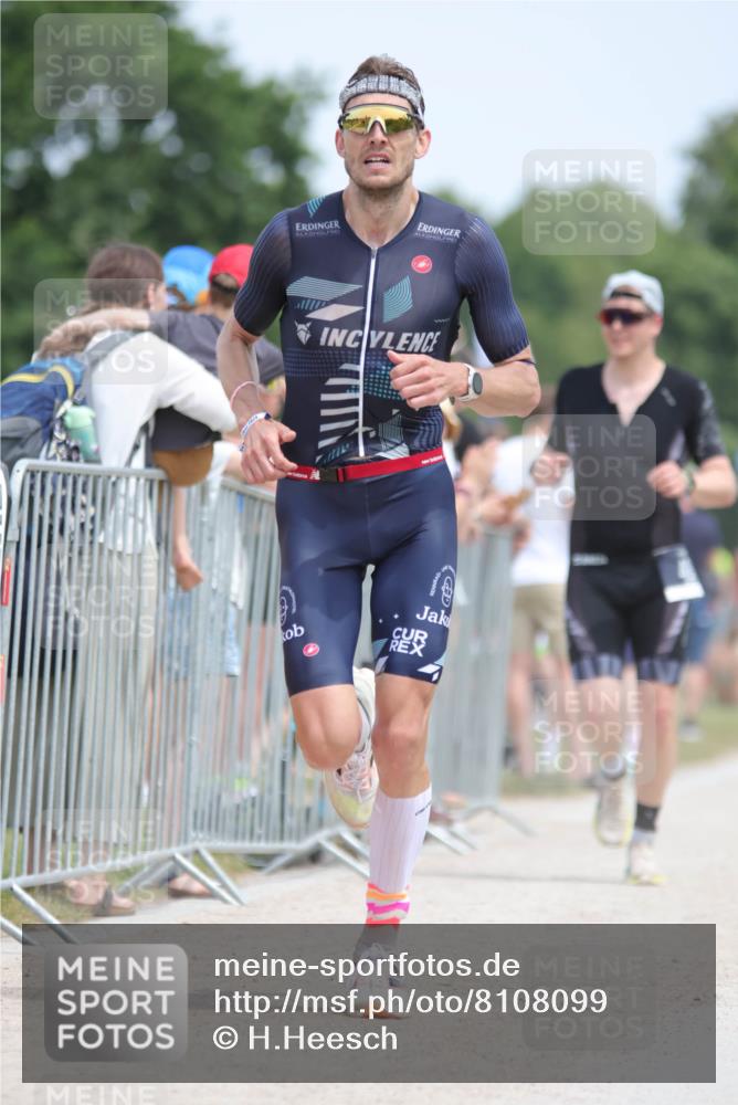 22.06.2025 - Viking Triathlon H.Heesch http://msf.ph/oto/8108099 22.06.2025 14:03:08 Laufen 61, 142, 402, 461, 557, 623 meine-sportfotos.de