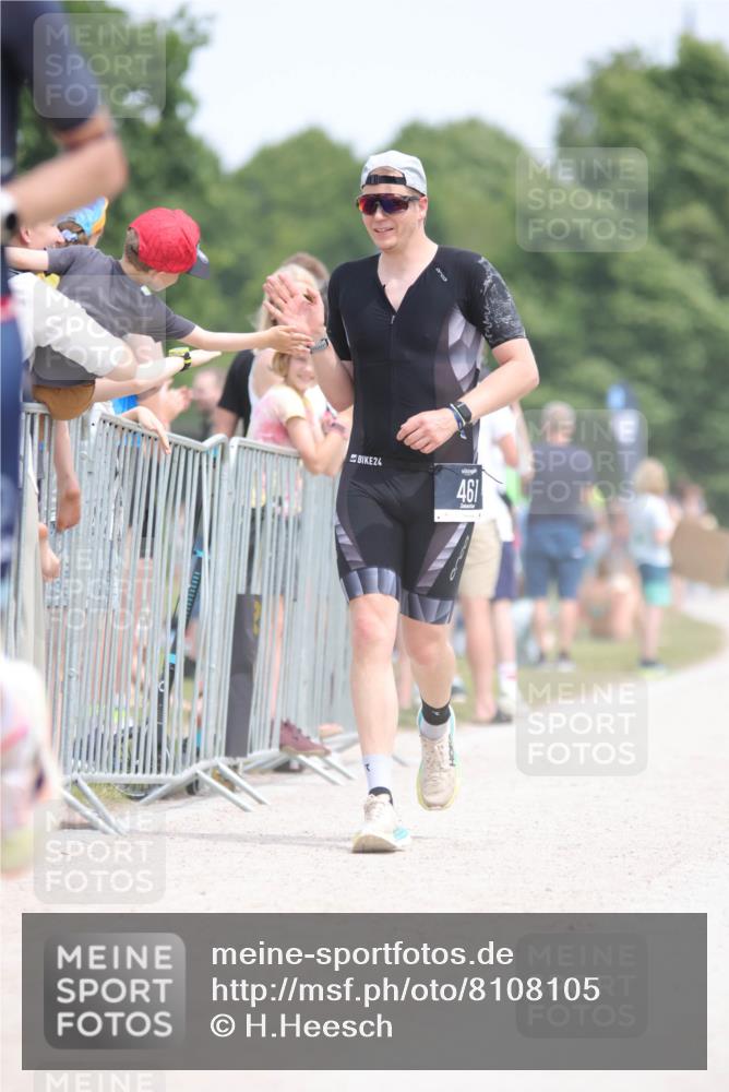 22.06.2025 - Viking Triathlon H.Heesch http://msf.ph/oto/8108105 22.06.2025 14:03:09 Laufen 61, 142, 402, 461, 557, 623 meine-sportfotos.de
