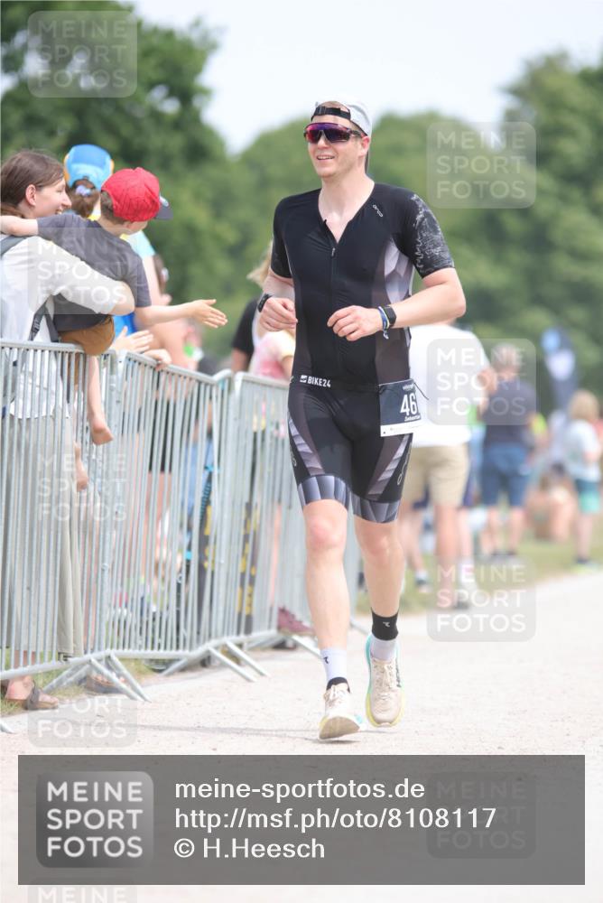 22.06.2025 - Viking Triathlon H.Heesch http://msf.ph/oto/8108117 22.06.2025 14:03:10 Laufen 61, 142, 402, 461, 557 meine-sportfotos.de