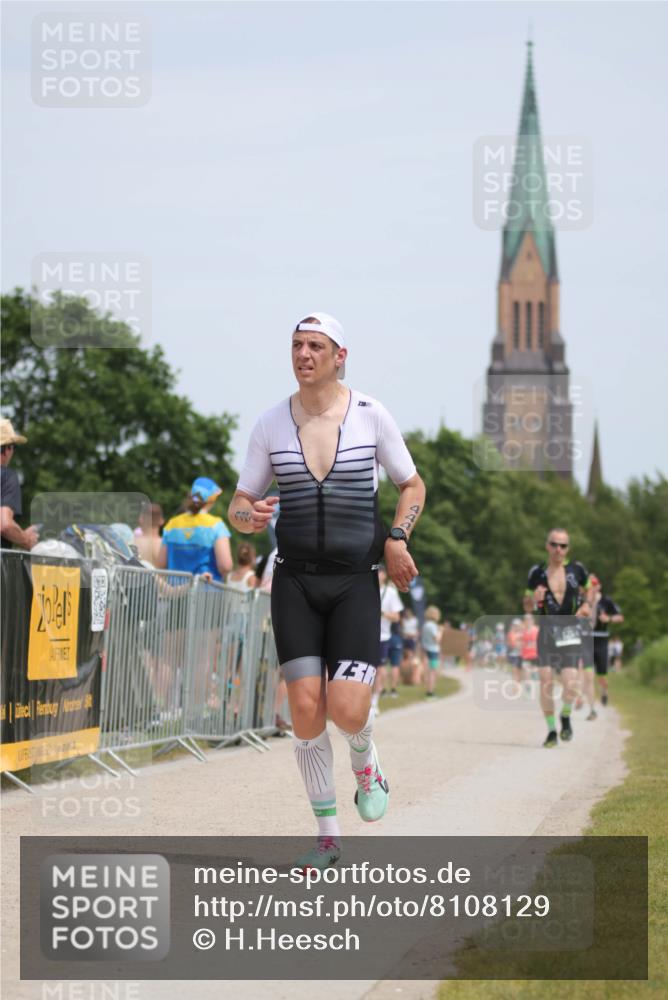 22.06.2025 - Viking Triathlon H.Heesch http://msf.ph/oto/8108129 22.06.2025 14:03:20 Laufen 444, 523 meine-sportfotos.de
