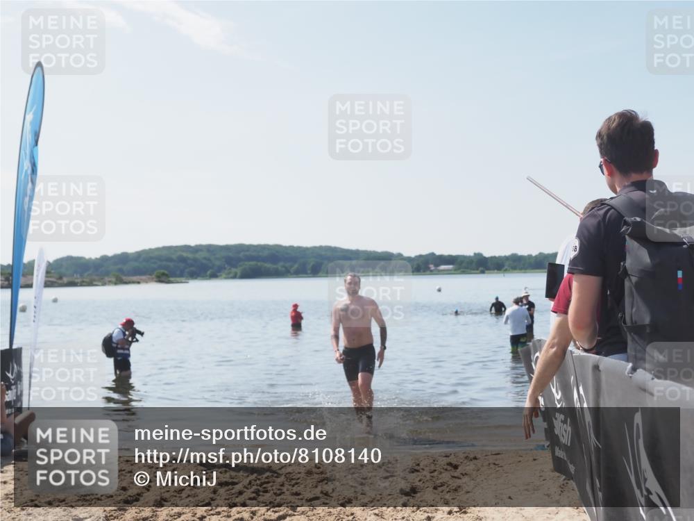 22.06.2025 - Viking Triathlon MichiJ http://msf.ph/oto/8108140 22.06.2025 10:54:57 Schwimmen 305 meine-sportfotos.de