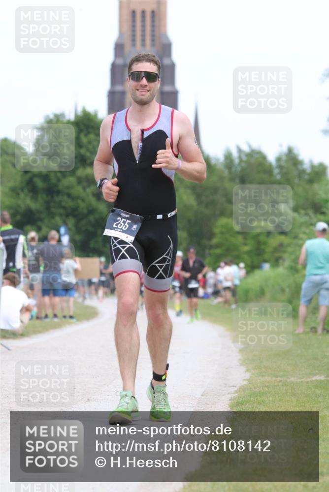 22.06.2025 - Viking Triathlon H.Heesch http://msf.ph/oto/8108142 22.06.2025 14:25:22 Laufen 255 meine-sportfotos.de