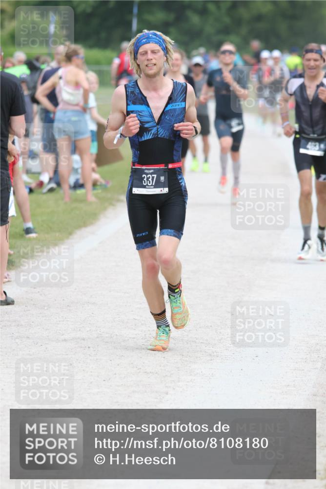 22.06.2025 - Viking Triathlon H.Heesch http://msf.ph/oto/8108180 22.06.2025 14:33:25 Laufen 189, 228, 337 meine-sportfotos.de