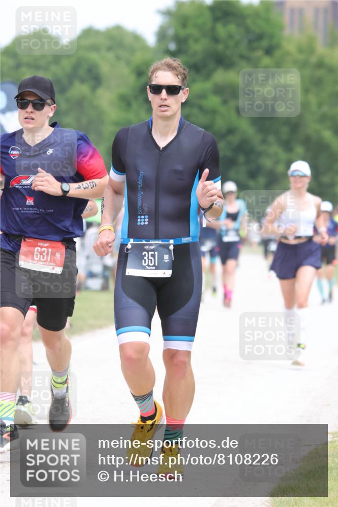 22.06.2025 - Viking Triathlon H.Heesch http://msf.ph/oto/8108226 22.06.2025 14:42:48 Laufen 313, 351, 603, 631 meine-sportfotos.de