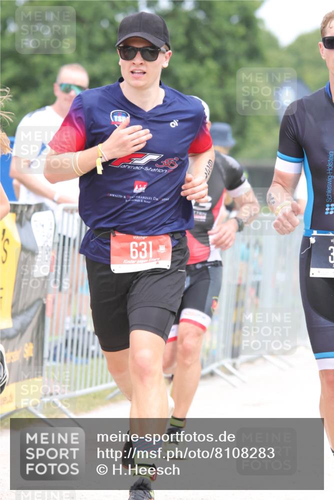 22.06.2025 - Viking Triathlon H.Heesch http://msf.ph/oto/8108283 22.06.2025 14:42:49 Laufen 313, 351, 603, 631 meine-sportfotos.de