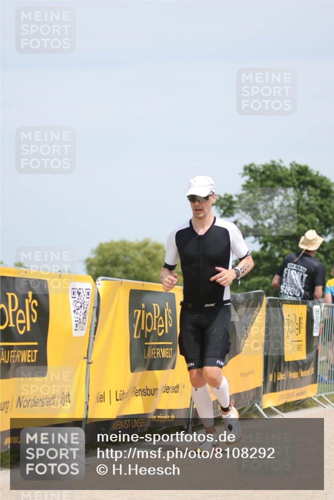 22.06.2025 - Viking Triathlon H.Heesch http://msf.ph/oto/8108292 22.06.2025 14:04:17 Laufen 201, 360, 381, 609 meine-sportfotos.de