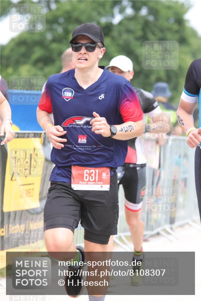 22.06.2025 - Viking Triathlon H.Heesch http://msf.ph/oto/8108307 22.06.2025 14:42:49 Laufen 313, 351, 603, 631 meine-sportfotos.de