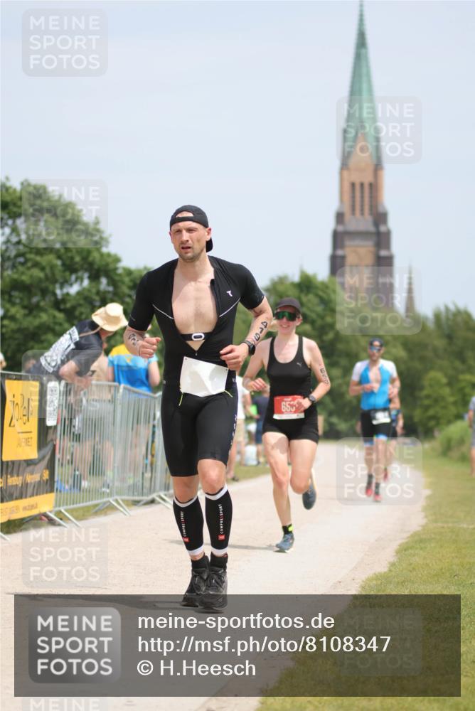 22.06.2025 - Viking Triathlon H.Heesch http://msf.ph/oto/8108347 22.06.2025 14:04:35 Laufen 91, 244, 389, 419, 606, 653 meine-sportfotos.de