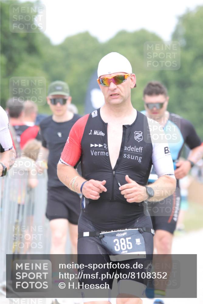 22.06.2025 - Viking Triathlon H.Heesch http://msf.ph/oto/8108352 22.06.2025 14:33:52 Laufen 300, 385, 467, 479 meine-sportfotos.de