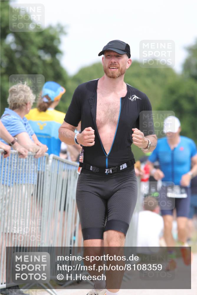 22.06.2025 - Viking Triathlon H.Heesch http://msf.ph/oto/8108359 22.06.2025 14:26:51 Laufen 113, 342 meine-sportfotos.de