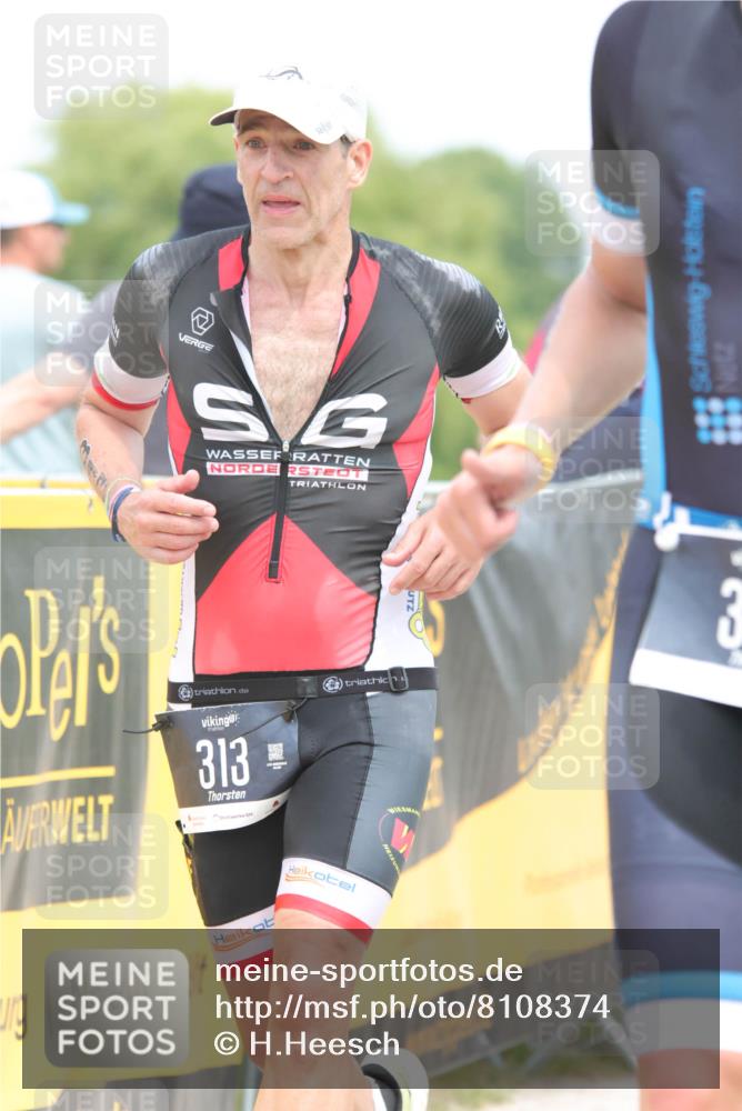 22.06.2025 - Viking Triathlon H.Heesch http://msf.ph/oto/8108374 22.06.2025 14:42:51 Laufen 313, 351, 603, 631 meine-sportfotos.de