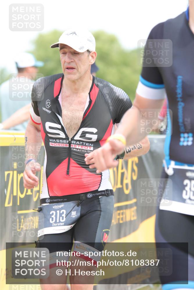 22.06.2025 - Viking Triathlon H.Heesch http://msf.ph/oto/8108387 22.06.2025 14:42:51 Laufen 313, 351, 603, 631 meine-sportfotos.de