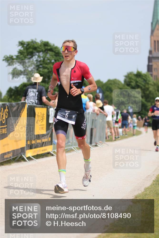 22.06.2025 - Viking Triathlon H.Heesch http://msf.ph/oto/8108490 22.06.2025 14:05:08 Laufen 5, 650 meine-sportfotos.de