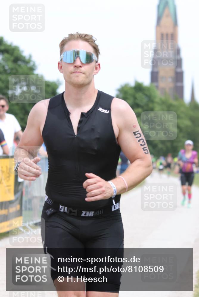 22.06.2025 - Viking Triathlon H.Heesch http://msf.ph/oto/8108509 22.06.2025 14:27:26 Laufen 215, 491, 535 meine-sportfotos.de
