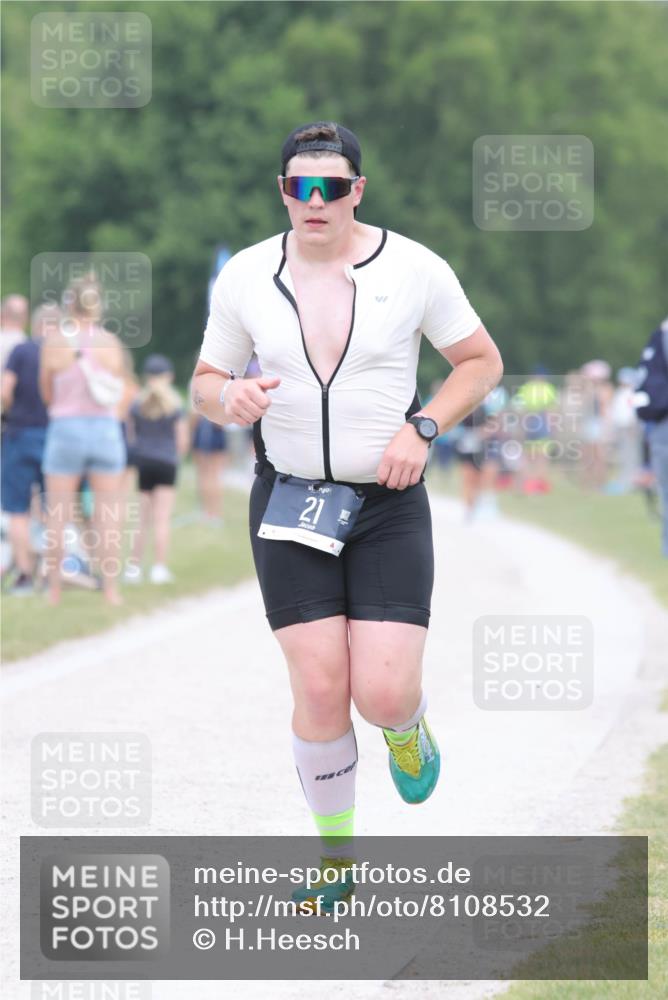 22.06.2025 - Viking Triathlon H.Heesch http://msf.ph/oto/8108532 22.06.2025 14:34:41 Laufen 21 meine-sportfotos.de