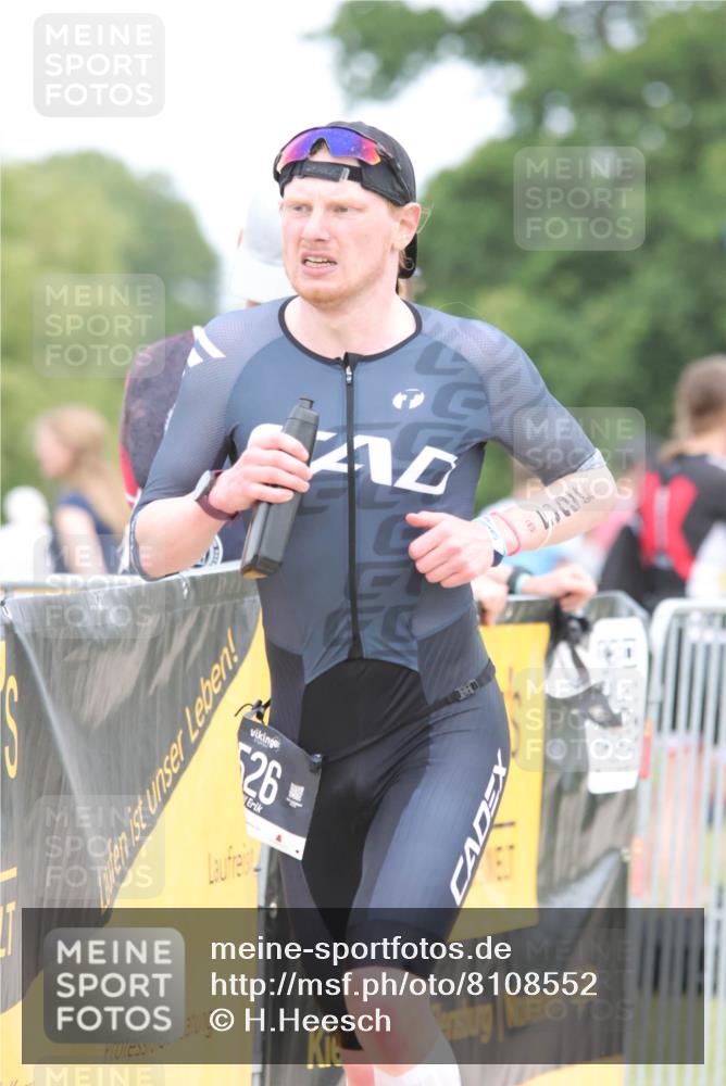 22.06.2025 - Viking Triathlon H.Heesch http://msf.ph/oto/8108552 22.06.2025 14:35:01 Laufen 526 meine-sportfotos.de