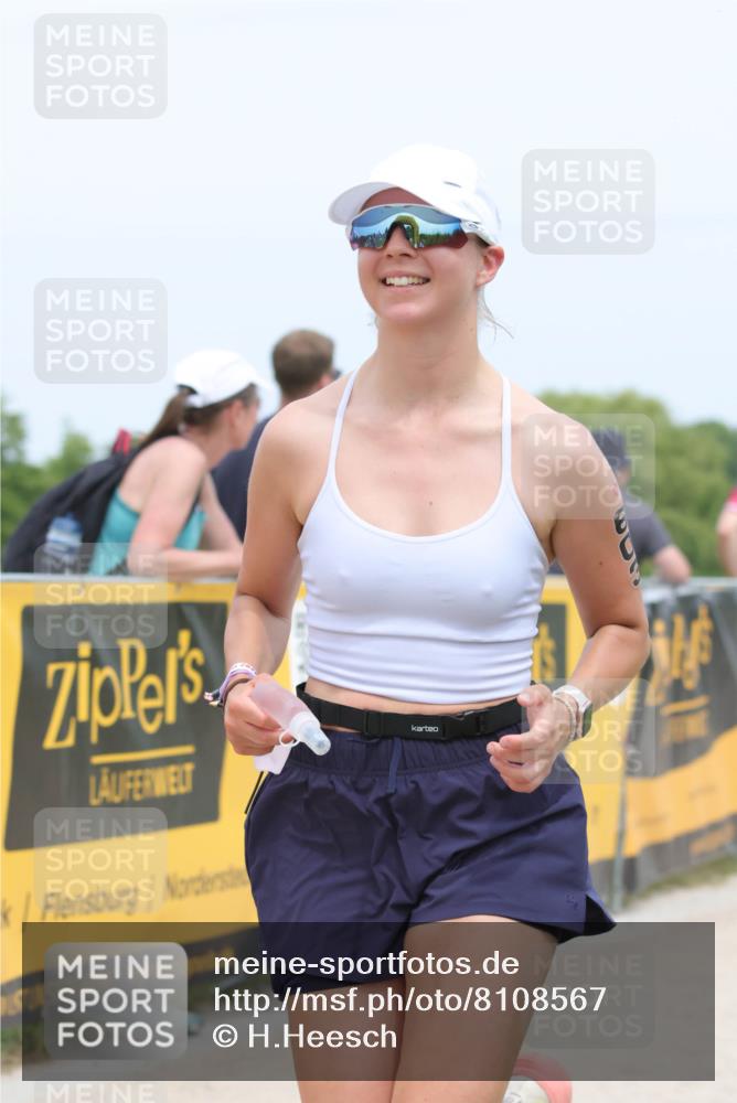 22.06.2025 - Viking Triathlon H.Heesch http://msf.ph/oto/8108567 22.06.2025 14:42:56 Laufen 313, 351, 397, 495, 603 meine-sportfotos.de