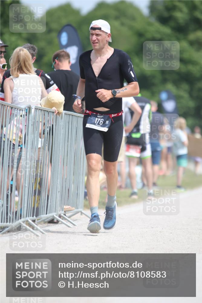 22.06.2025 - Viking Triathlon H.Heesch http://msf.ph/oto/8108583 22.06.2025 14:05:42 Laufen 176, 433, 631 meine-sportfotos.de