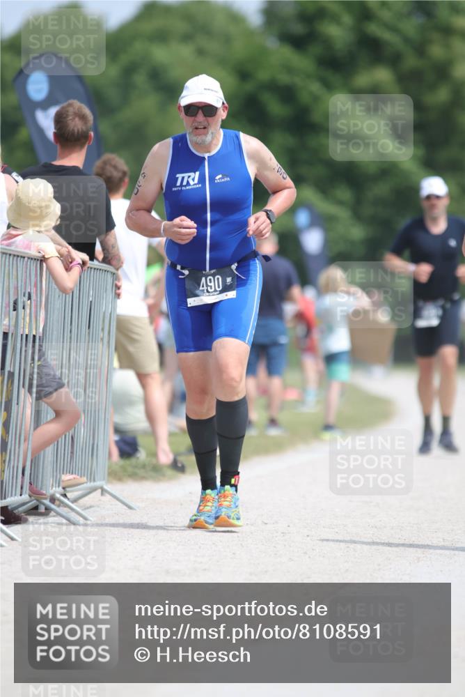 22.06.2025 - Viking Triathlon H.Heesch http://msf.ph/oto/8108591 22.06.2025 14:05:57 Laufen 7, 490 meine-sportfotos.de