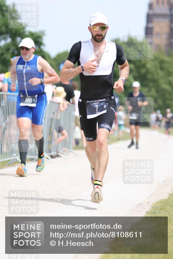 22.06.2025 - Viking Triathlon H.Heesch http://msf.ph/oto/8108611 22.06.2025 14:06:00 Laufen 7, 490 meine-sportfotos.de
