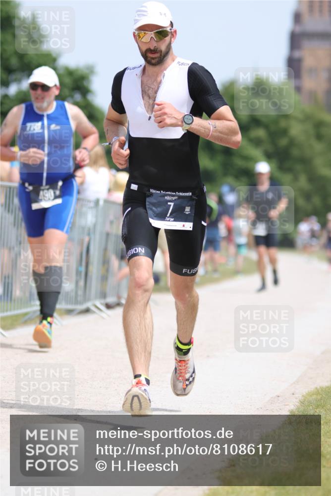 22.06.2025 - Viking Triathlon H.Heesch http://msf.ph/oto/8108617 22.06.2025 14:06:00 Laufen 7, 490 meine-sportfotos.de