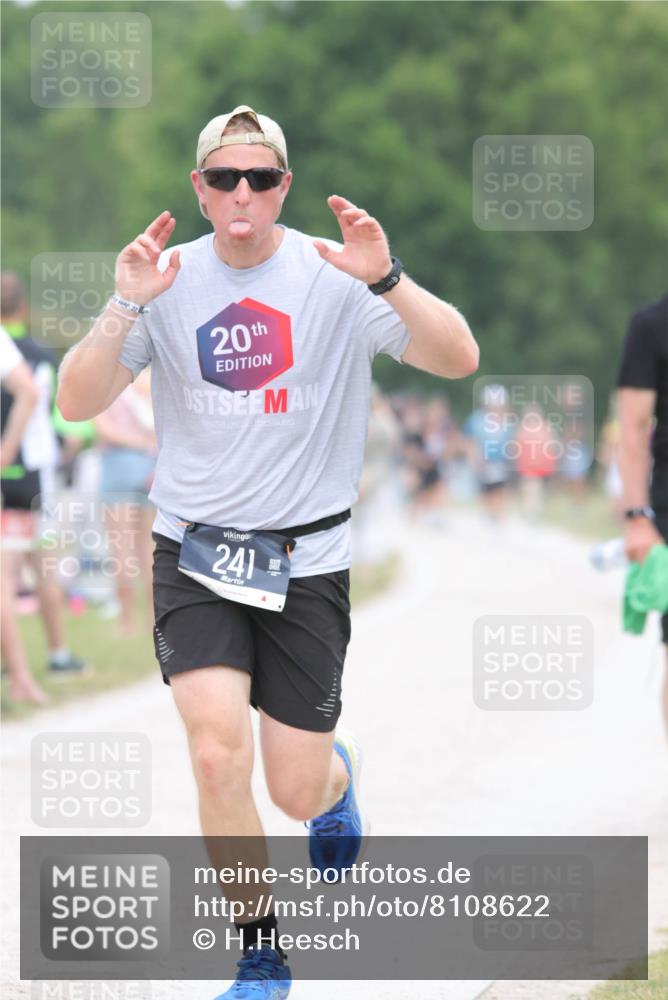 22.06.2025 - Viking Triathlon H.Heesch http://msf.ph/oto/8108622 22.06.2025 14:35:24 Laufen 241 meine-sportfotos.de
