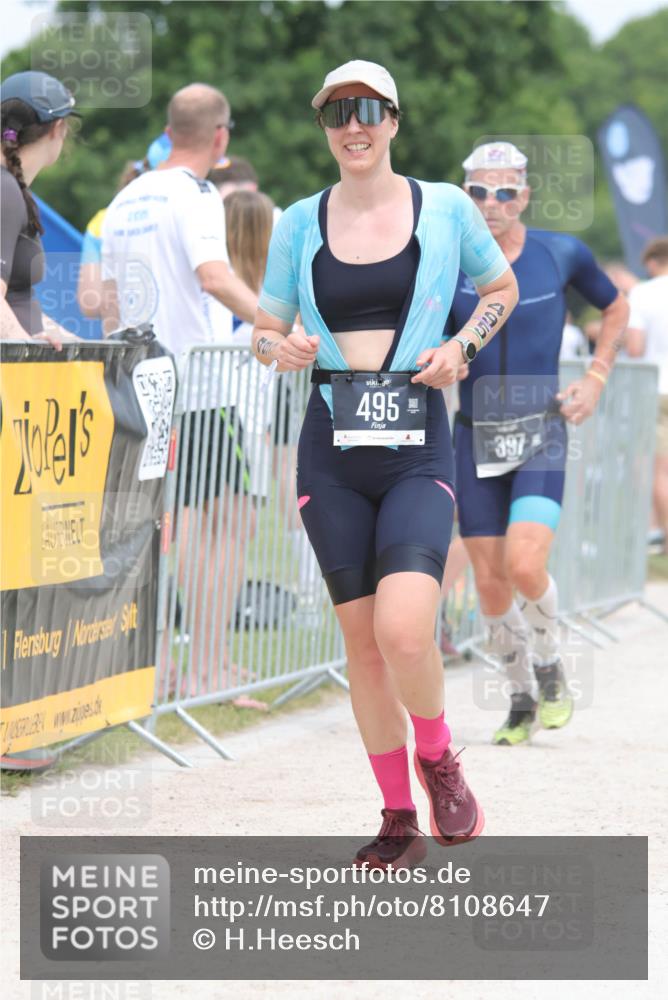22.06.2025 - Viking Triathlon H.Heesch http://msf.ph/oto/8108647 22.06.2025 14:43:00 Laufen 284, 397, 495 meine-sportfotos.de