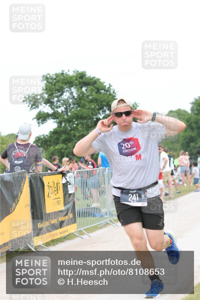 22.06.2025 - Viking Triathlon H.Heesch http://msf.ph/oto/8108653 22.06.2025 14:35:26 Laufen 241 meine-sportfotos.de
