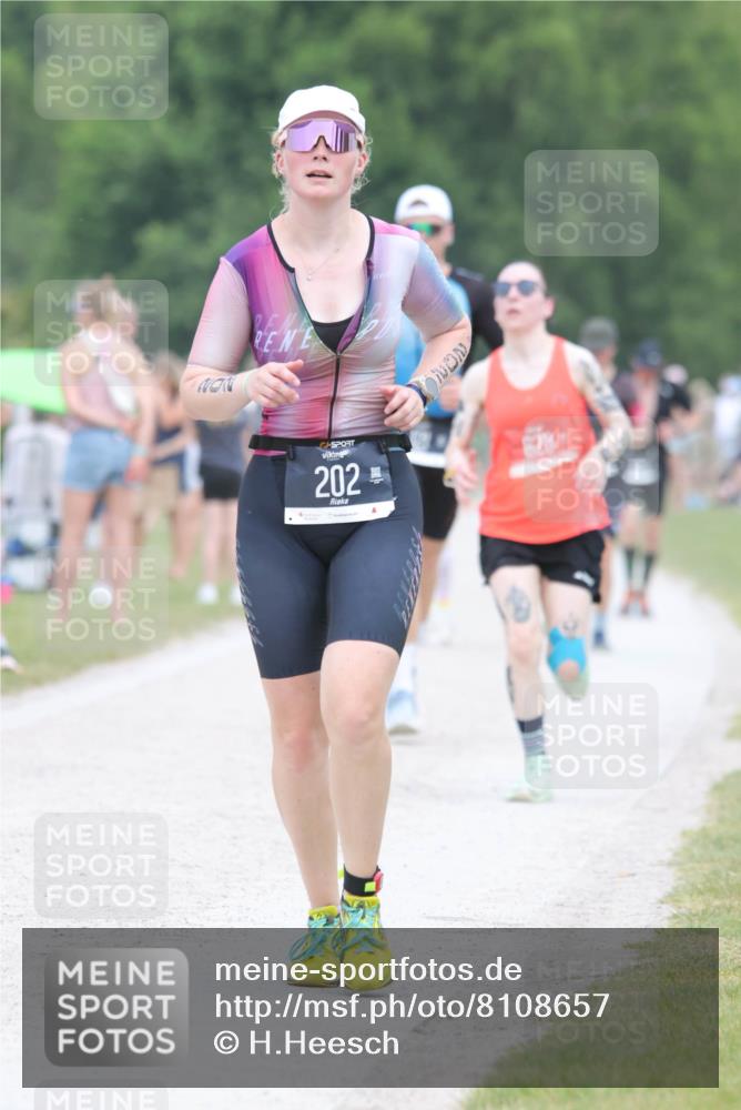 22.06.2025 - Viking Triathlon H.Heesch http://msf.ph/oto/8108657 22.06.2025 14:35:44 Laufen 121, 202, 620 meine-sportfotos.de