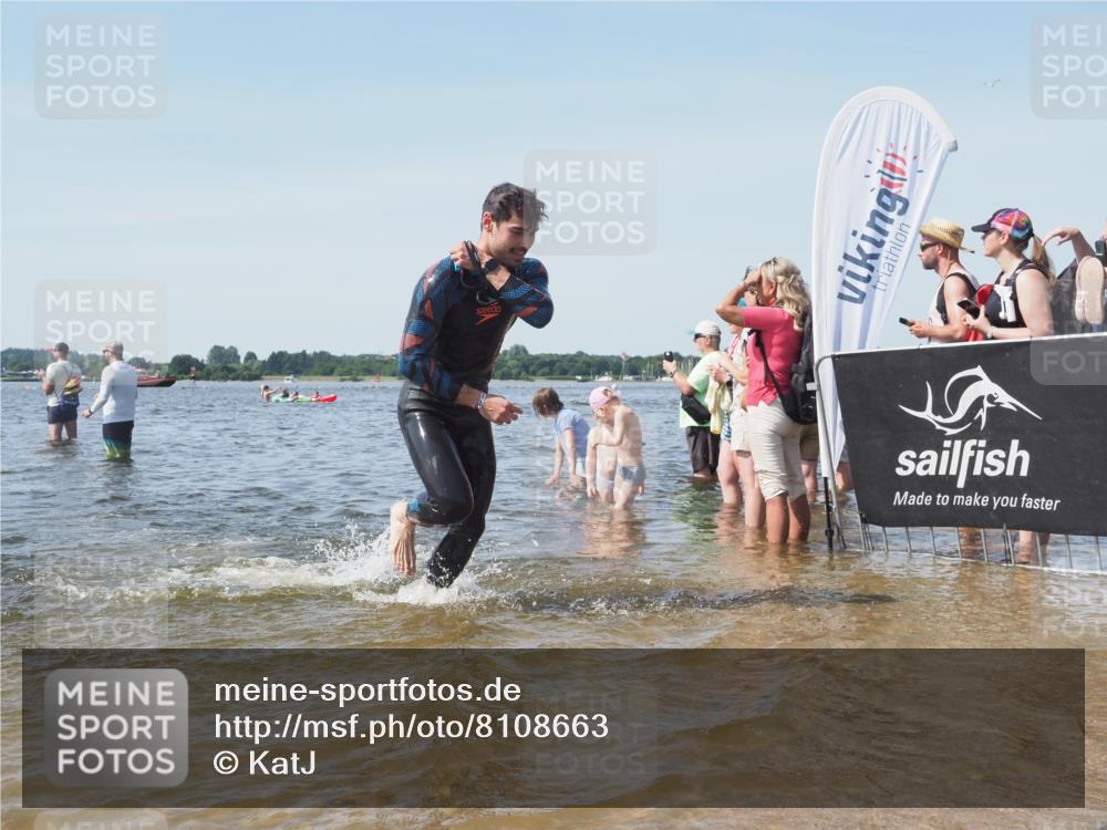 22.06.2025 - Viking Triathlon KatJ http://msf.ph/oto/8108663 22.06.2025 10:38:21 Schwimmen 61, 72, 89, 209, 269, 398, 419, 428, 447, 509, 535, 603, 662 meine-sportfotos.de