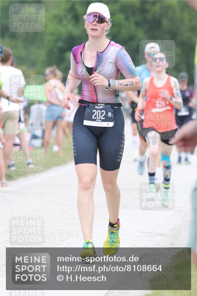 22.06.2025 - Viking Triathlon H.Heesch http://msf.ph/oto/8108664 22.06.2025 14:35:45 Laufen 121, 202, 620 meine-sportfotos.de