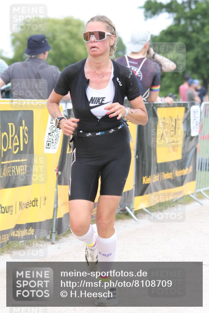 22.06.2025 - Viking Triathlon H.Heesch http://msf.ph/oto/8108709 22.06.2025 14:35:59 Laufen 60, 183, 403 meine-sportfotos.de