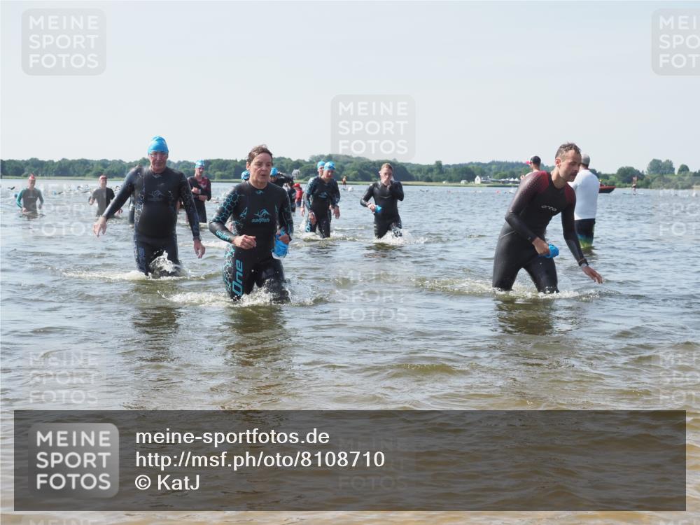 22.06.2025 - Viking Triathlon KatJ http://msf.ph/oto/8108710 22.06.2025 10:38:23 Schwimmen 22, 61, 89, 209, 269, 398, 419, 428, 447, 509, 535, 603, 659, 662 meine-sportfotos.de