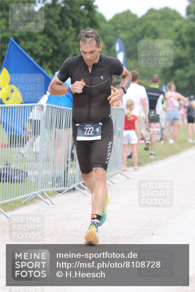 22.06.2025 - Viking Triathlon H.Heesch http://msf.ph/oto/8108728 22.06.2025 14:36:06 Laufen 95, 222, 403 meine-sportfotos.de