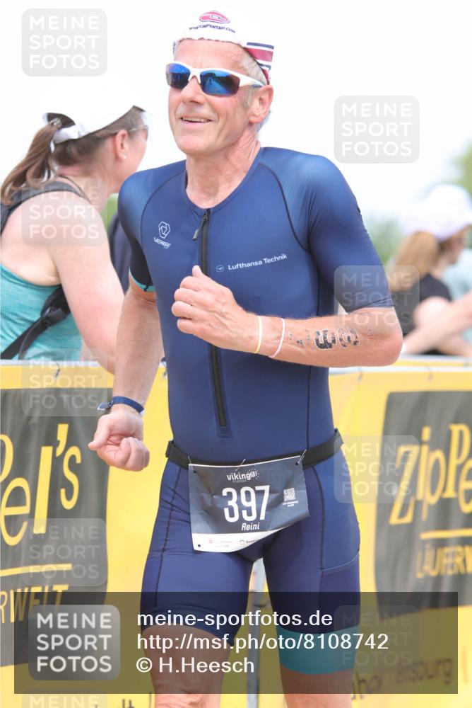 22.06.2025 - Viking Triathlon H.Heesch http://msf.ph/oto/8108742 22.06.2025 14:43:03 Laufen 284, 397, 495, 649 meine-sportfotos.de