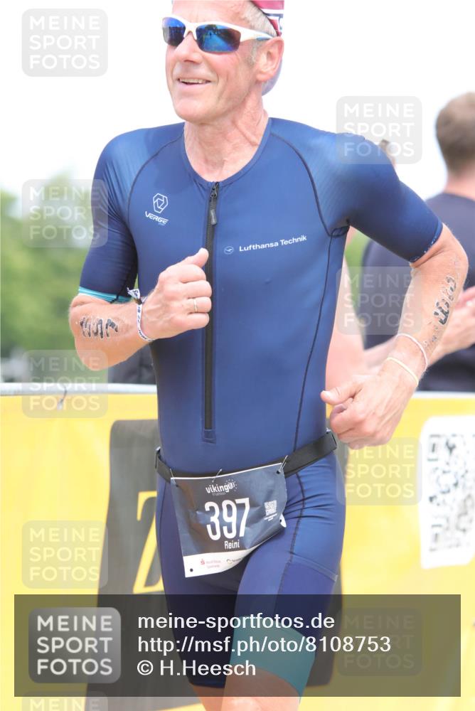 22.06.2025 - Viking Triathlon H.Heesch http://msf.ph/oto/8108753 22.06.2025 14:43:04 Laufen 284, 397, 495, 649 meine-sportfotos.de
