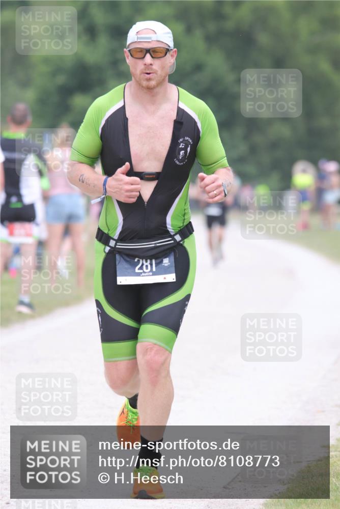 22.06.2025 - Viking Triathlon H.Heesch http://msf.ph/oto/8108773 22.06.2025 14:36:16 Laufen 281, 319 meine-sportfotos.de