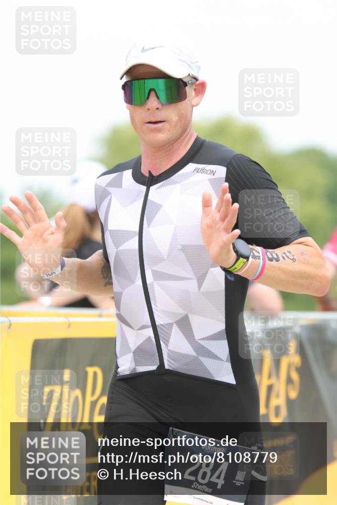 22.06.2025 - Viking Triathlon H.Heesch http://msf.ph/oto/8108779 22.06.2025 14:43:06 Laufen 284, 397, 495, 649 meine-sportfotos.de