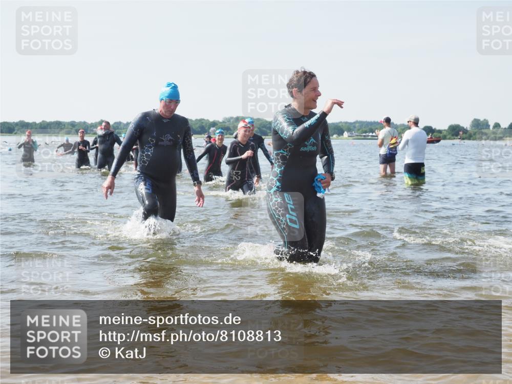 22.06.2025 - Viking Triathlon KatJ http://msf.ph/oto/8108813 22.06.2025 10:38:25 Schwimmen 22, 89, 209, 269, 398, 419, 428, 447, 509, 535, 601, 603, 659, 662 meine-sportfotos.de