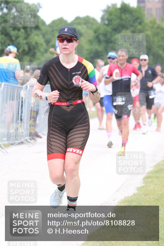 22.06.2025 - Viking Triathlon H.Heesch http://msf.ph/oto/8108828 22.06.2025 14:36:58 Laufen 37, 235, 266, 379, 623, 643, 657 meine-sportfotos.de
