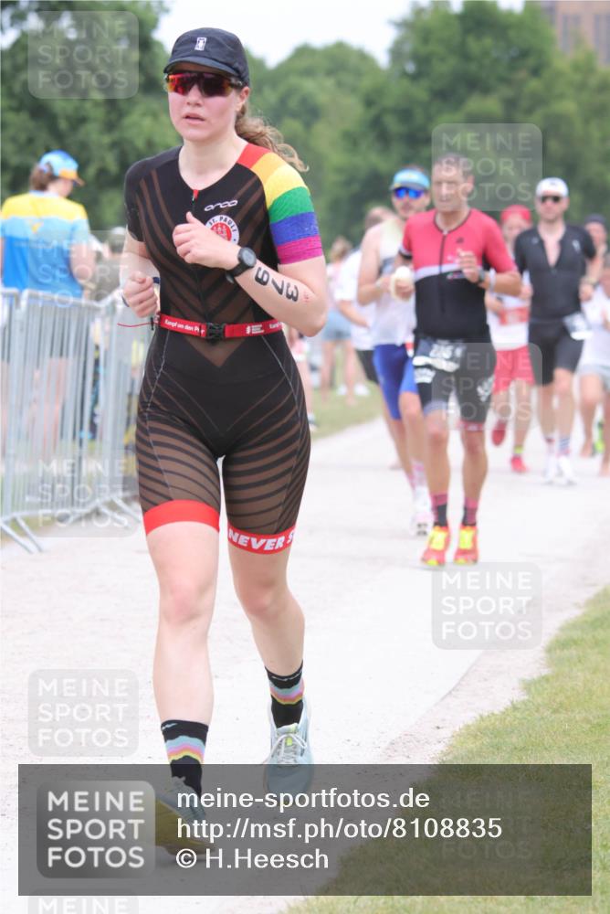 22.06.2025 - Viking Triathlon H.Heesch http://msf.ph/oto/8108835 22.06.2025 14:36:58 Laufen 37, 235, 266, 379, 623, 643, 657 meine-sportfotos.de
